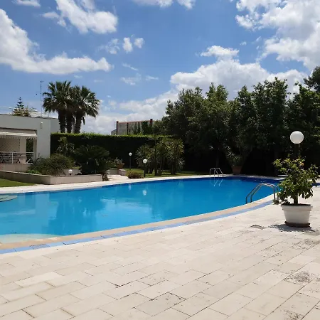 Parco Del Melograno Apartment Valenzano